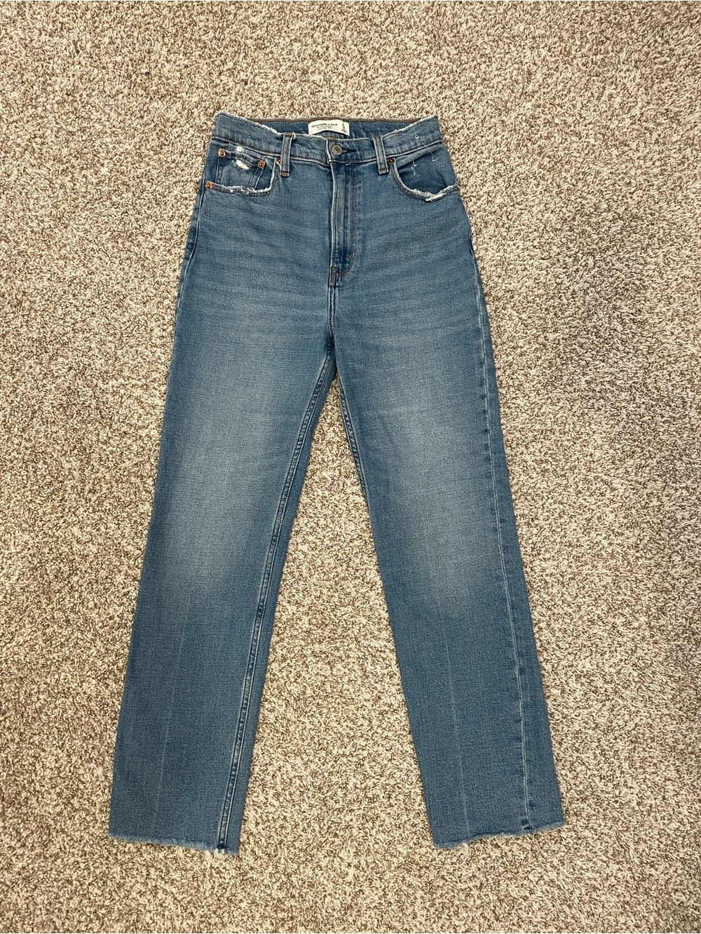 Abercrombie & Fitch Straight Leg Jeans - Medium Blue Wash